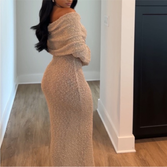 White off shoulder maxi cover up - Picture 7 of 9